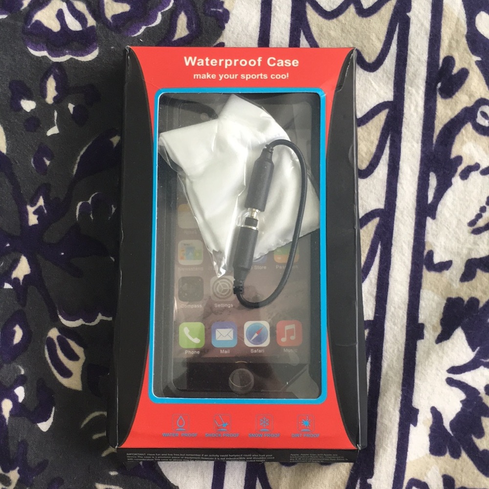 BRAND NEW iPhone 6/6s waterproof case